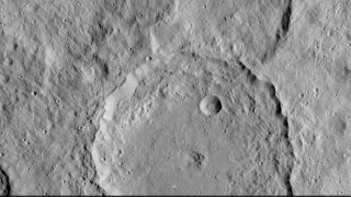 НАСА публикува нови снимки на Церера