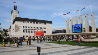 Държавата плаща за участие на панаири