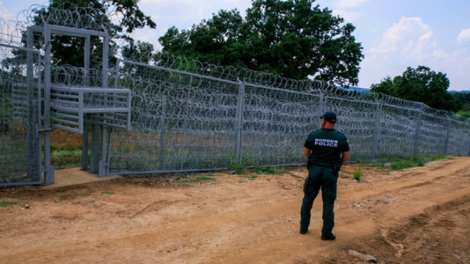 От началото на годината 243 задържани за трафик на мигранти | StandartNews.com