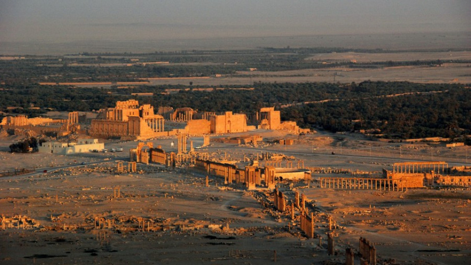ИД взриви три погребални кули в Палмира  | StandartNews.com