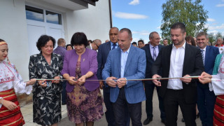 Бойко Борисов откри новото водохващане с пречиствателна станция на село Бързия
