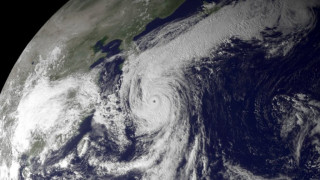 Мощен тайфун удари Япония