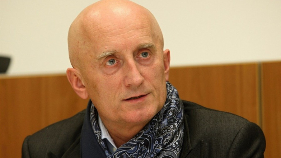 Депутат намаза от фалит на вратар | StandartNews.com
