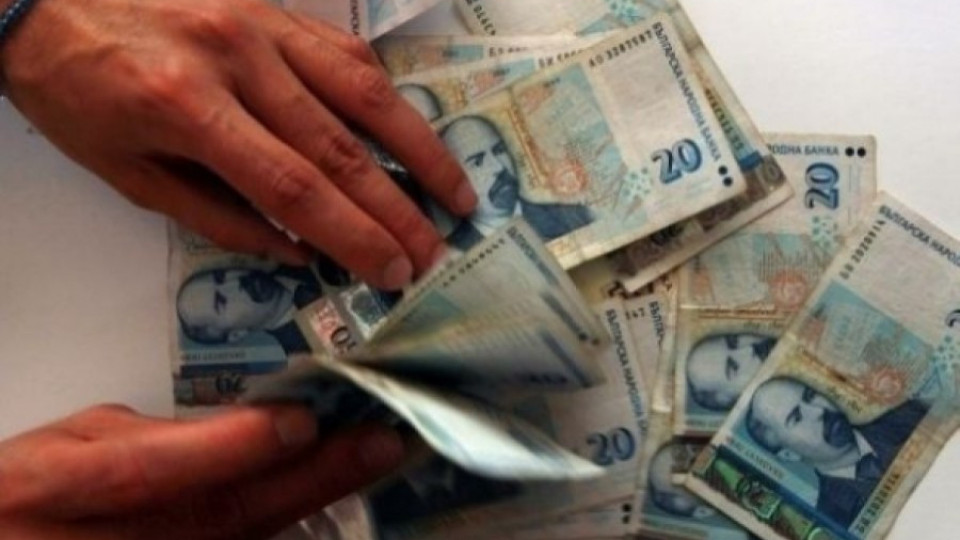 Разкриват парите на българи в 52 страни | StandartNews.com