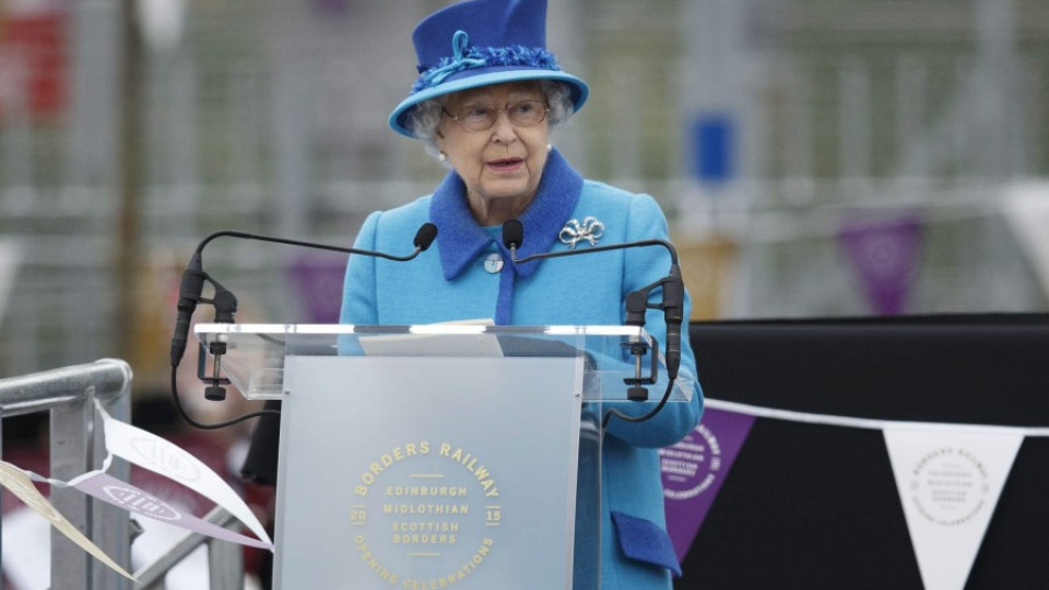 Британците искат монархия завинаги | StandartNews.com