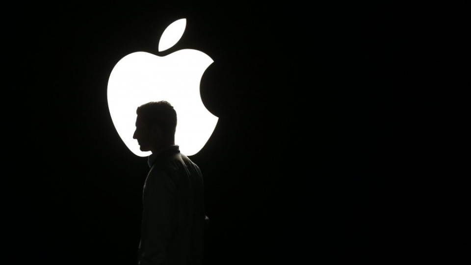 Apple представи новите си телефони | StandartNews.com
