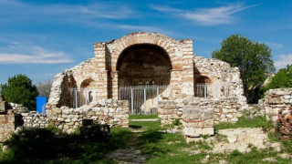 Църква в Мелник затворена повече от година