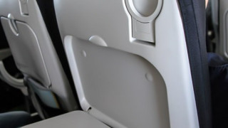 Сгъваемите масички са най-мръсните в самолета