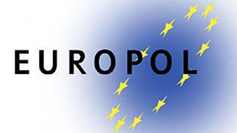 Интерпол и Европол търсят общо решение | StandartNews.com