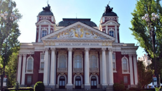 Цацаров на премиера в Народния