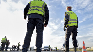 Спряха над 200 бежанци на границата ни тази нощ 