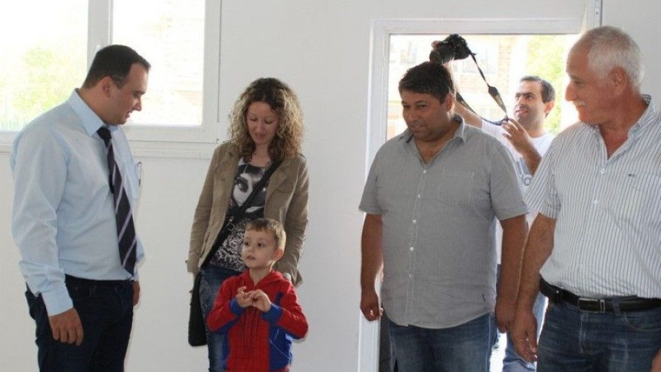 Във Видин 25 семейства посрещат празника в нови жилища | StandartNews.com