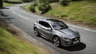 Infiniti показа първия си компактен премиум Q30