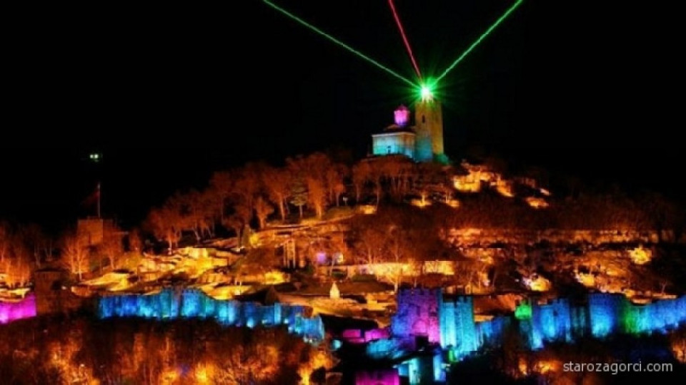 3D шоу с лазерни  ефекти в Търново | StandartNews.com