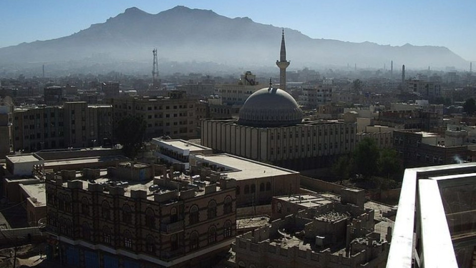 Експлозия е избухнала в джамия в Йемен по времена молитва | StandartNews.com