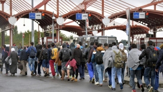 "Алфа Рисърч": За повечето от българите бежанците са опасност