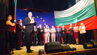 Пълни зали посрещаха кандидатите на ГЕРБ в община Поморие