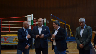 Министър Кралев откри Държавното първенство по ММА