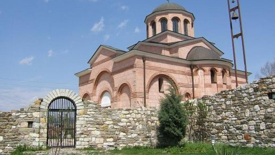 Християни от Кърджали участват в изграждането на православно просветителско средище  | StandartNews.com