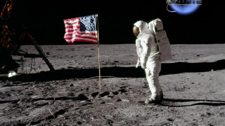 Армстронг срещнал извънземни на Луната