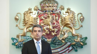 Президентът призова за активност на референдума и местните избори