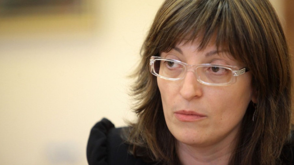 Екатерина Захариева: Президентът ще свика КСНС, когато има нужда | StandartNews.com