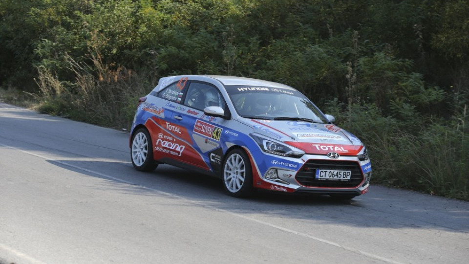 Четири екипажа в битка за победа в IV кръг на Hyundai Racing Trophy | StandartNews.com
