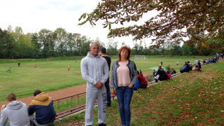 Кандидатът на ГЕРБ за кмет на Пирдоп бе гост на футболен мач