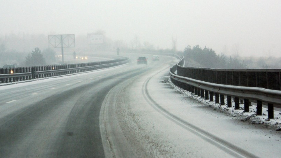 Половин милион за зимно поддържане на пътищата в община Благоевград | StandartNews.com