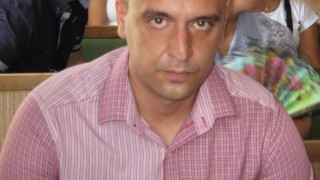Заръчаха на Момчил Неков Брюксел да научи за Братя Даскалови