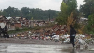 Страхил Ангелов настоява гражданските организации и НПО да кажат къде са интегрираните роми