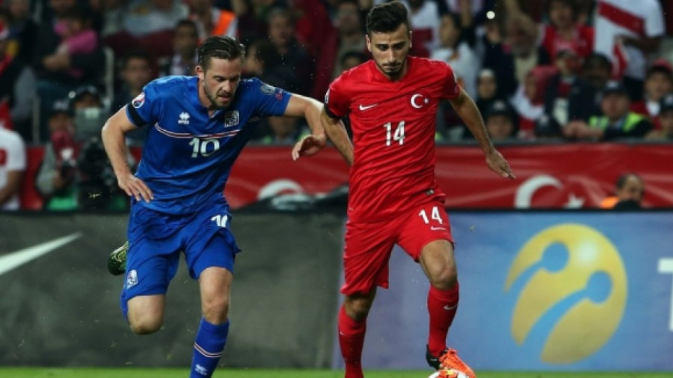 Холандия се изложи, 10 от Турция на Евро 2016 | StandartNews.com