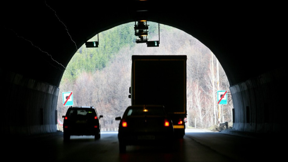 Нов инцидент в тунел на "Хемус" | StandartNews.com