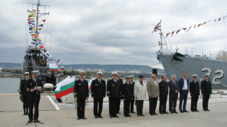 Празнуваха военните моряци от противоминни кораби
