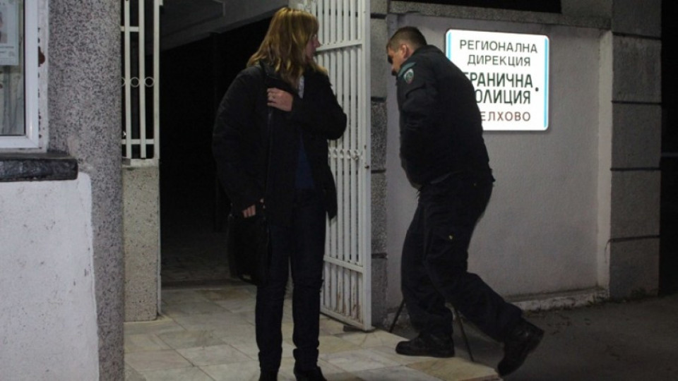 Костов: Били са трима полицаи срещу 54 млади мъже в тъмното  | StandartNews.com
