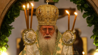 Патриархът се покланя на чудотворна икона на св. Иван Рилски на празника на Дупница