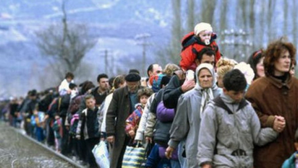 ЕК иска Турция да спира бежанците, Анкара се дърпа | StandartNews.com