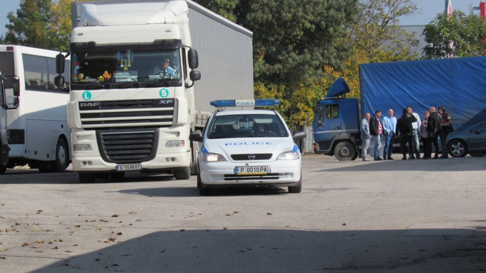 1 млн. бюлетини потеглиха от Русе към Варна | StandartNews.com
