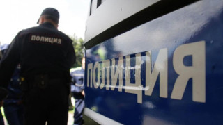 Задържаха автобус с 26 нелегални мигранти край Стара Загора