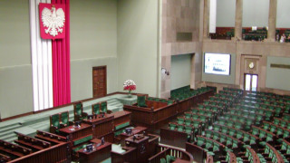 Извънредни парламентарни избори в Полша