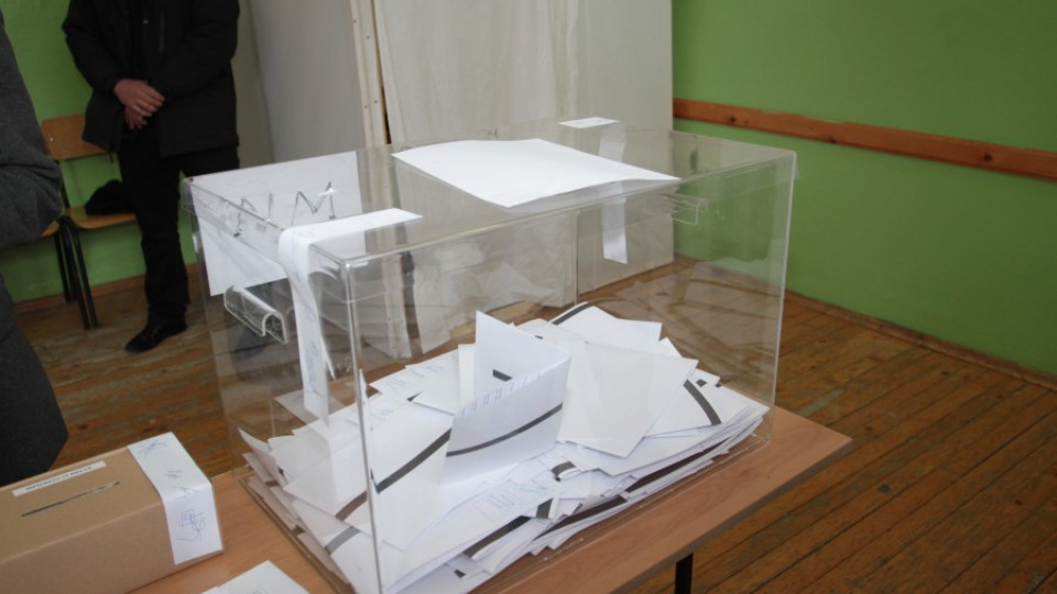 11.24 % активност на местните избори в София-град към 10 ч.  | StandartNews.com