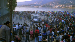 Мигранти се давят край гръцки острови, 135 са  спасени