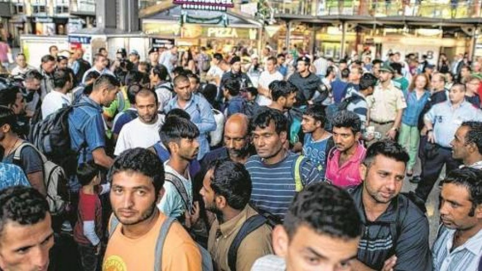 В Германия: Мигрантите застрашават националната ни сигурност | StandartNews.com
