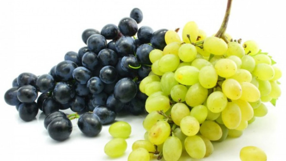Белезници за кражба на 17 кг грозде | StandartNews.com