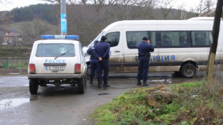 Хасковските полицаи в готовност за протест на АМ Марица