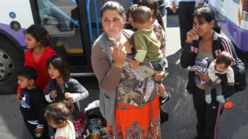 100 български роми са изселени от околностите на Бордо | StandartNews.com