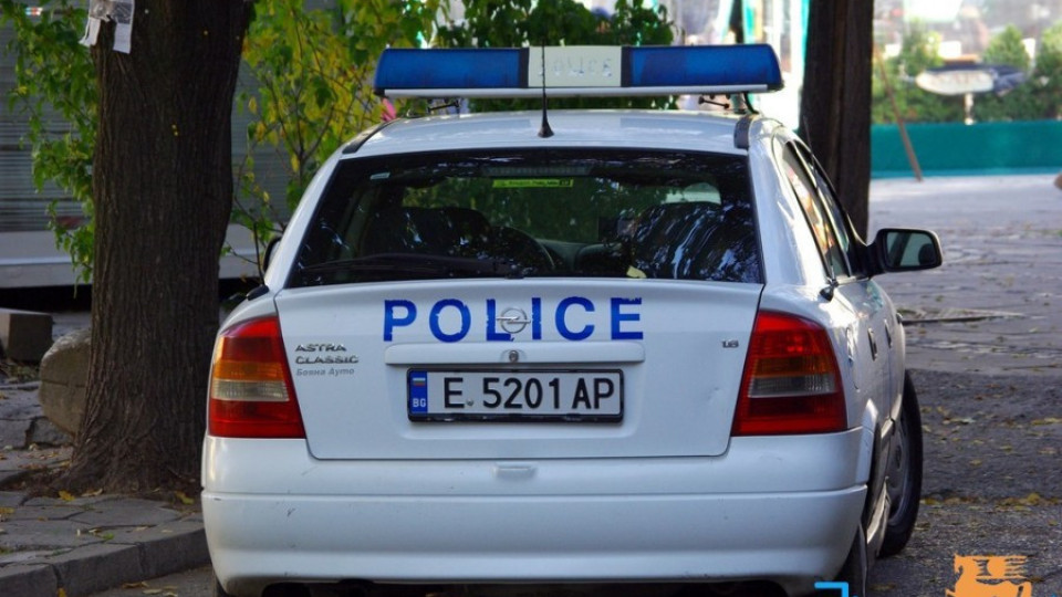 Благоевградските полицаи с половин час протест | StandartNews.com