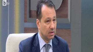 Бившият ковчежник на ДСБ: Радан Кънев излъга