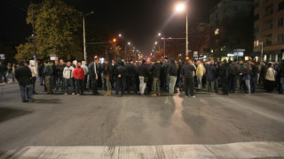 "Орлов мост" под полицейска обсада 