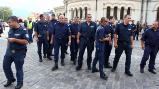 Национален протест на полицаите пред парламента